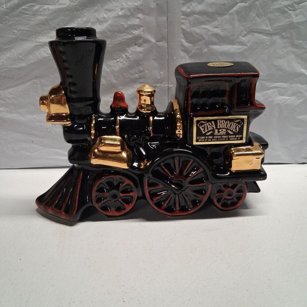 AUTHENTIC EZRA BROOKS 12 Train Locomotive Decanter Whiskey Bottle EMPTY  See Pic
